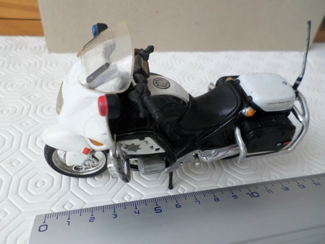 moto police sans marque modele california highway patrol - maisto