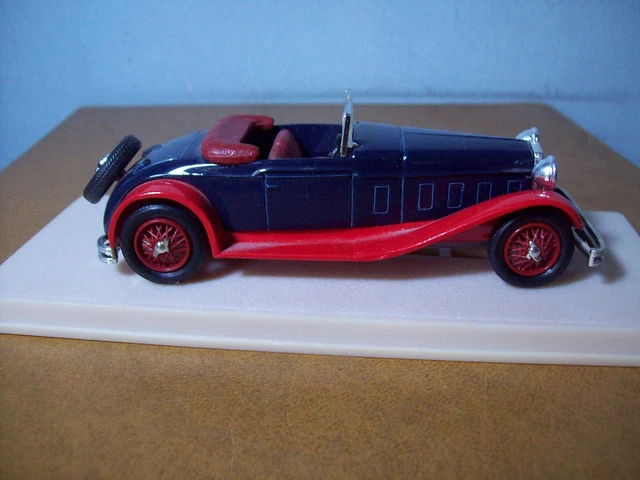 Voiture Miniature Delage D8 1934 Cabriolet Décapotable Gris - Eligor 1/43, échelle Métal
