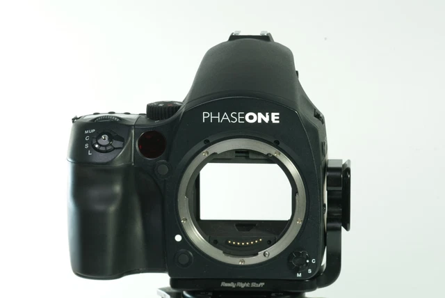 PHASE ONE/MAMIYA 645 DF Medium Format Digital Camera in Great