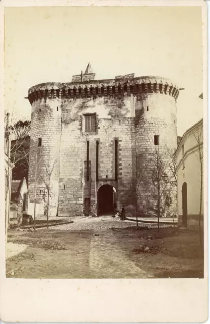 France, Loches, le Château, Vue de la Porte d&#039;Entrée  Vintage albumin print