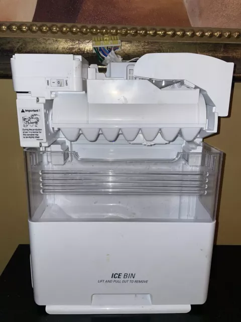 5075JJ1003K - LG Refrigerator Ice Bucket