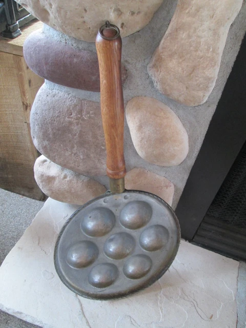 Vintage Antique Wall Hanging Brass Egg Pan Poacher With Wood Handle 18.5"