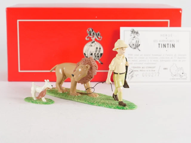 Tintin - Grand tapis Axis - Milou roi sur son trône - - Catawiki