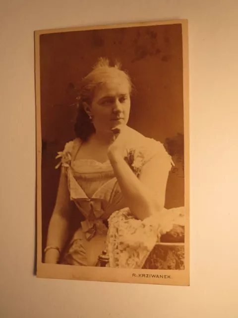 Schauspielerin oder Sängerin ? Portrait / ca. 1870er CDV R. Krziwanek Wien
