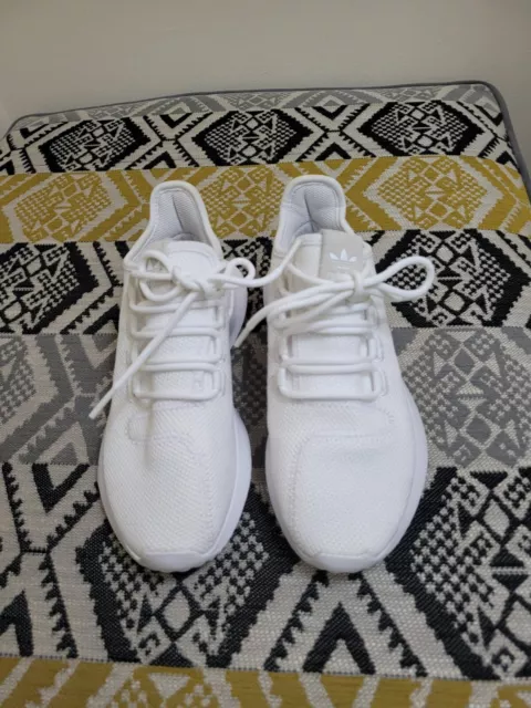 EUC Older Boys Girls Triple White Adidas Tubular Shadow Knit Trainers Size 4