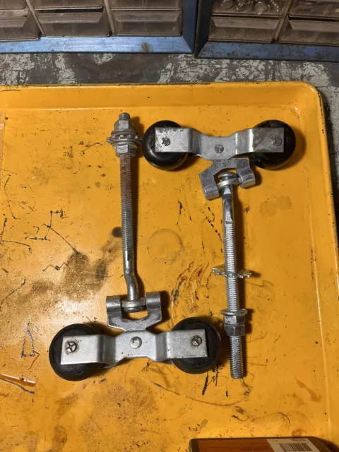 Stanley National Hardware 5310 Round Rail Hangers 1 Pair 7-1/2" Bolt N193 722
