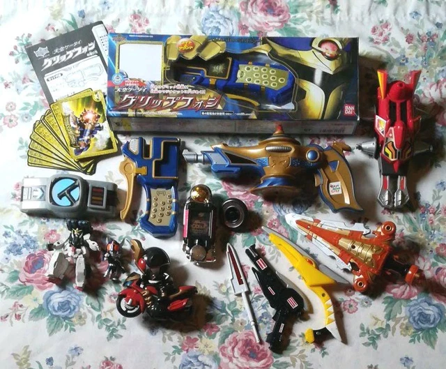 Kamen Rider Den-O and other hero series toy bulk sale figures