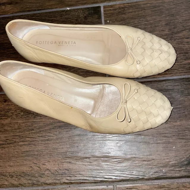 Women’s BOTTEGA VENETA leather cream woven bow tie ballet flats 8.5