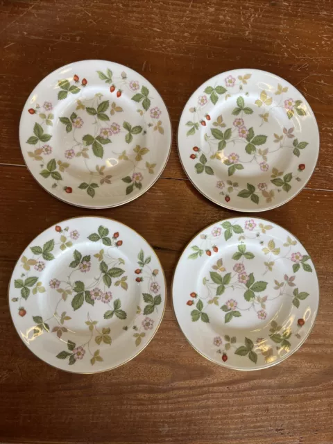 Lot of 4 Vintage Bread & Butter Plate 6" Wedgwood Wild Strawberry #R4406 England