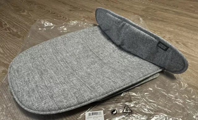 Ocarro top mulberry footmuff