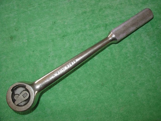 VINTAGE S-K WAYNE No.42470 = 1/2" DRIVE RATCHET 10" LONG MADE IN USA