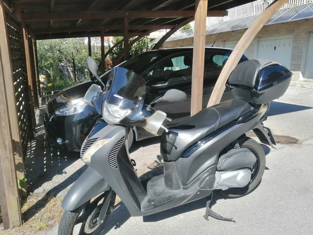 Scooter sh 150