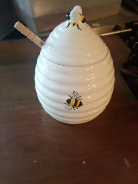 White Ceramic Honey Dispenser Honey Pot with Dipper.