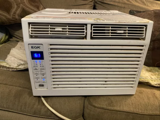 Emerson Quiet Kool 6,000BTU AC (PRE-OWNED} NO WINDOW INSULATED PANELS INCLUDED