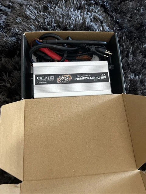 XS Power Battery Charger HF1415; IntelliiCharger 14V 15 Amp AGM