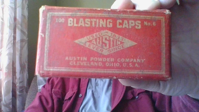 Austin - Blasting caps No6 cardboard box