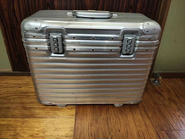 RIMOWA TOPAS PILOT Silver 2-wheels Carry Case Suitcase