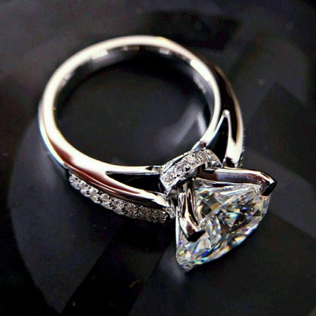 3Ct Round Cut Lab-Created Diamond Women's Engagement Ring 14K Gold Plated