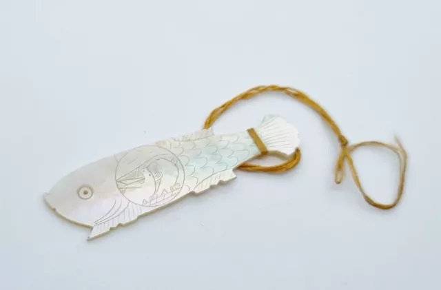 Beautiful Vintage Carved Thin Mother of Pearl Fish