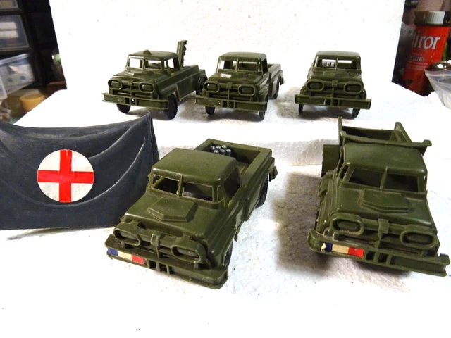 Ensemble de véhicules miniatures diverses, différentes marques et