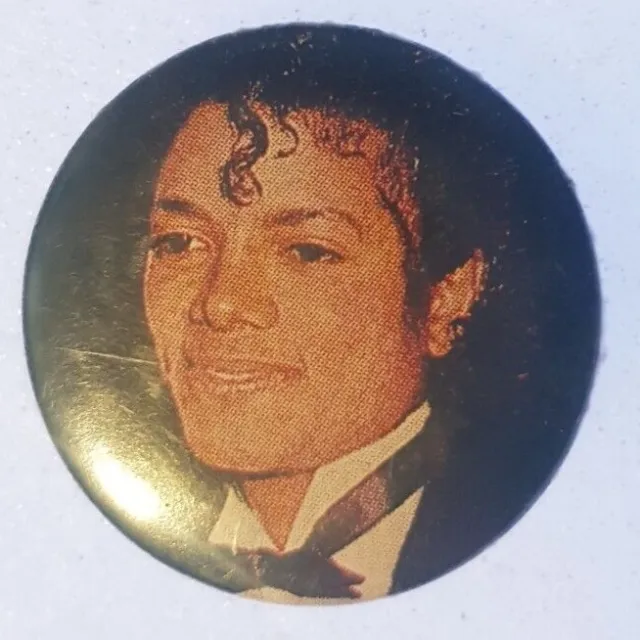 Michael Jackson Retro Badge PIN Button 80's Vintage Rare Thriller area