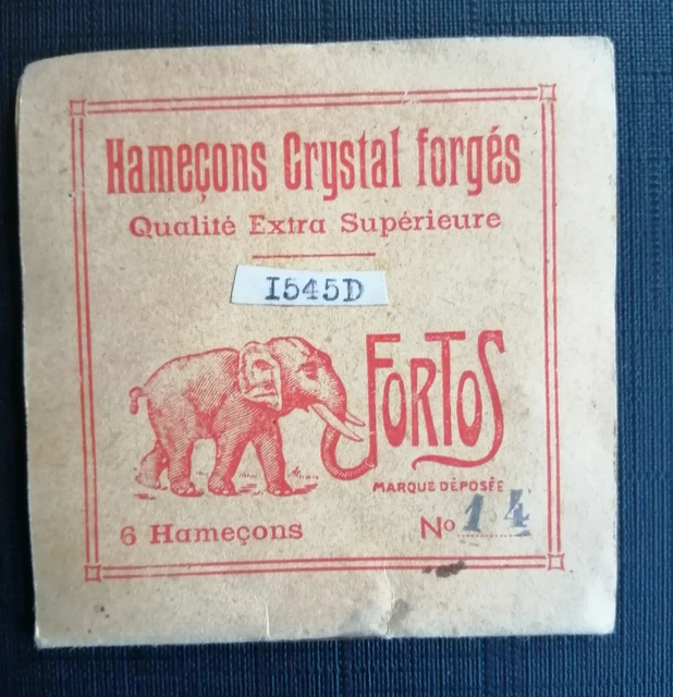 8 Anciennes pochettes fil et hameçons de pêche: Gières