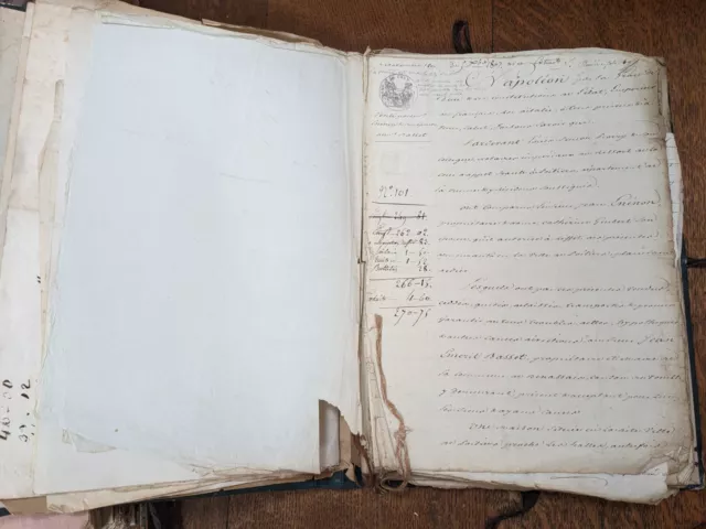 livre ancien- 1 lot de vieux documents notariés , s'étalant de 1703 à 1910 3