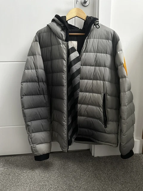 Moncler off discount white coat