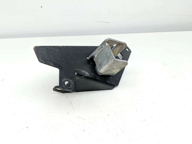 21 Tracker EV iS Front Left Driver Side Door Mount Bracket