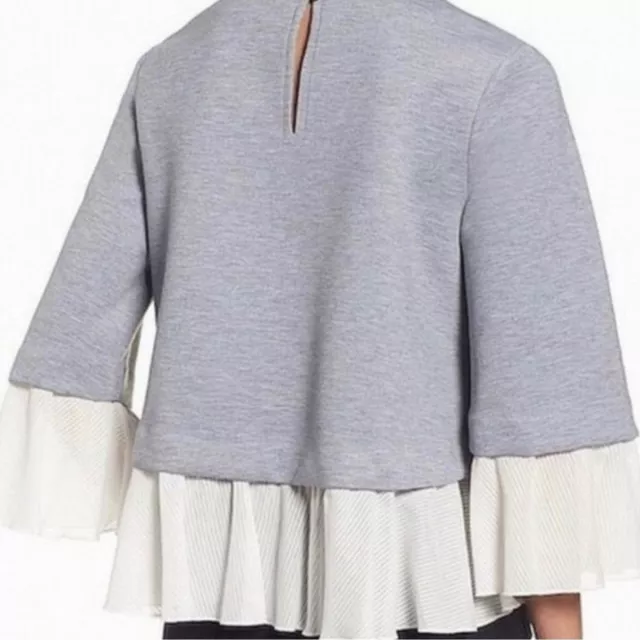 Halogen Mixed Media Bell Sleeve Sweatshirt Light gray size Medium 2