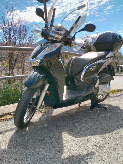 Honda SH 300 ABS - Anno 2017 - 30.000 Km - chiave elettronica