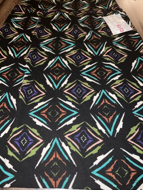 New LULAROE CASSIE Pencil Skirt Small 6-8 4-6 Black Ivory 3D Diamond 💎 🦄 NWT S