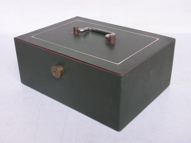 ALTE GELDKASSETTE EISEN Metall verschlossen ohne Schlüssel 24,9 x 18,0
