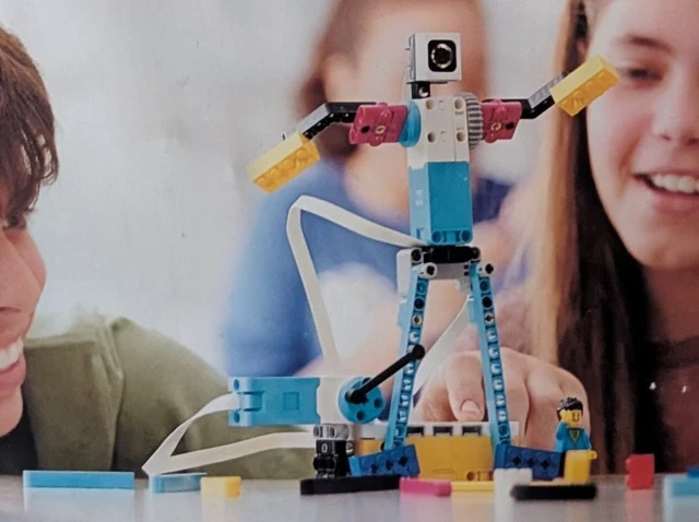 LEGO EDUCATION SPIKE Prime Kit - For the Mini Hub - Dis. by Conrad ...
