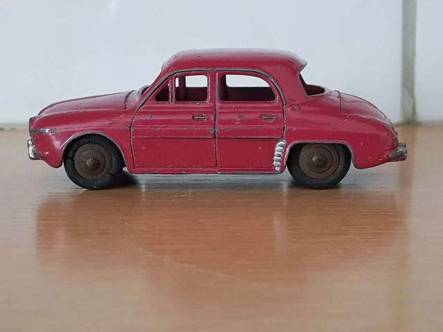 DINKY TOYS RENAULT DAUPHINE ref 24 E réedition ATLAS