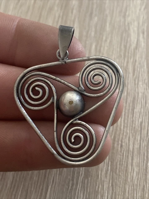 Collier pendentif en métal emblème Fire Emblem en argent sterling 925 avec écusson des flammes - France