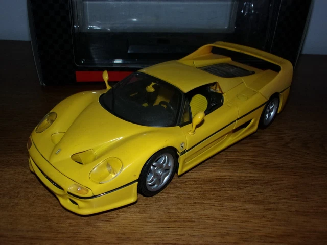 Miniatura Maisto Shell Ferrari F50 1:39 - Faz a Boa