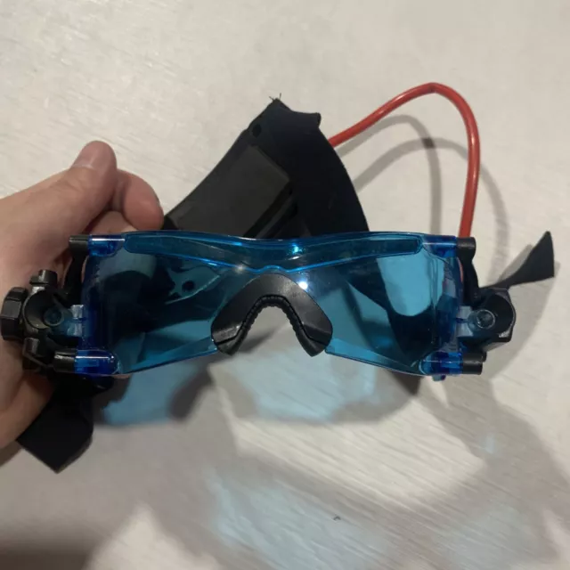 https://www.picclickimg.com/OI8AAOSwXWhkwLqL/Spy-Gear-SG-Night-Vision-Glasses-Goggles-Light.webp