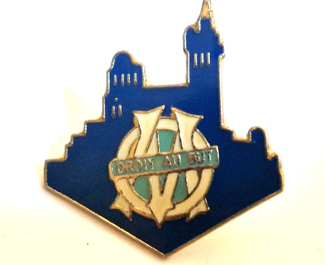 Pin's Joueur De Foot Panasonic But Soocer OM Olympique De Marseille Football Pin
