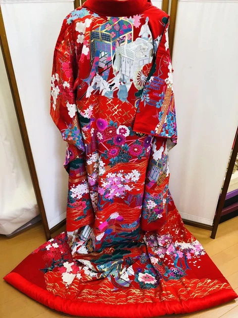 Uchikake Japanese Kimono Marusho Red Uchikake Pure Classic Embroidered