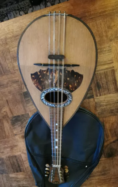 Beautiful Antique bowl backed mandolin 1920/30s