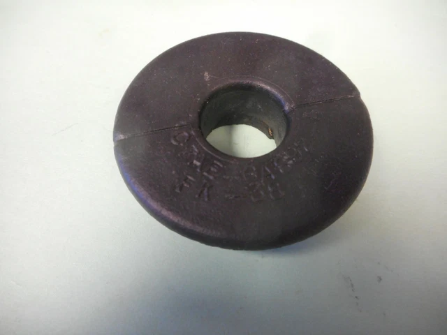 Nos 1968 1969 1970 428Cj Scj Boss 302 Pcv Grommet C7Az6A892A