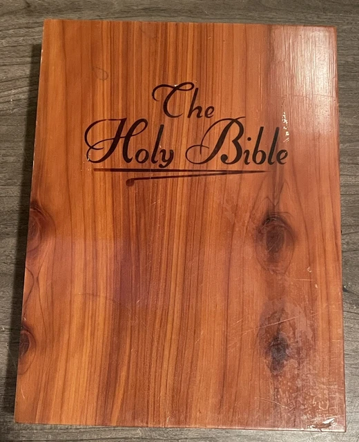 VINTAGE THE HOLY Bible Memorial Edition Cedar Wood Box Only UNION MADE