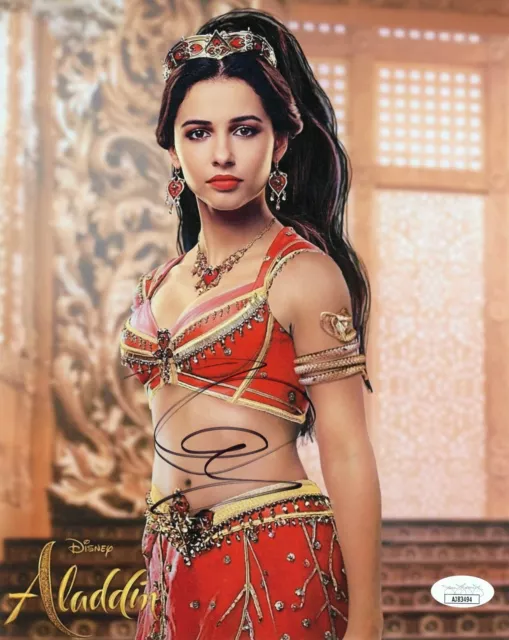 ~~ NAOMI SCOTT Authentic Hand-Signed "Jasmine ~ ALADDIN" 8x10 Photo (JSA COA) ~~