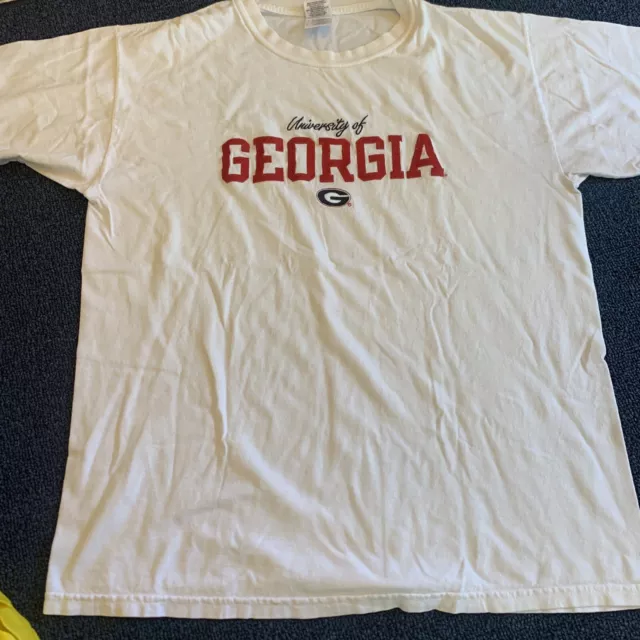 Georgia Bulldogs Graphic T-Shirt White W/ Red embroidered Letters Large
