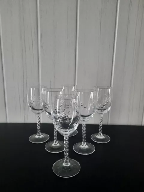 6 Verres à  Vin Blanc ou Porto en cristal d'Arques, modèle  Fleury taille Epi,