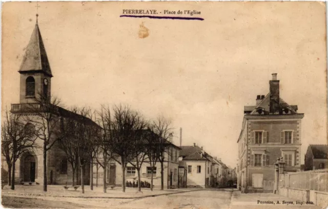 CPA Pierrelaye - Place de l'Église (519607)