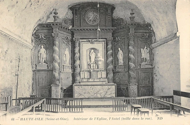 Cpa 95 Haute Isle Interieur De L'eglise L'autel