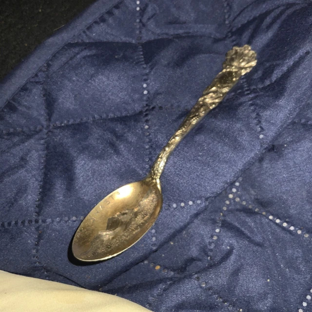 Mt Shasta, Sisson ÇA Sterling Spoon