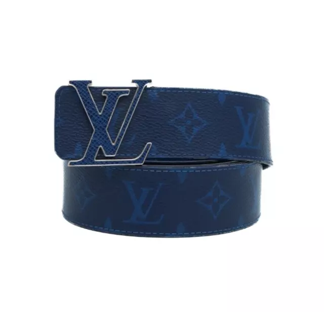 Louis Vuitton® LV Initiales 40MM Reversible Belt Blue. Size 100 Cm